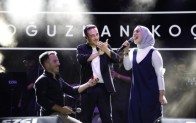Oğuzhan Koç konserinde sürpriz evlilik teklifi