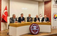 İYİ Parti milletvekili adayları projelerini İnegöllü işadamlarına anlattılar” Liyakatın olmadığı yerde yoksulluk oluyor”