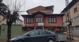Kreşin tabelaları söküldü