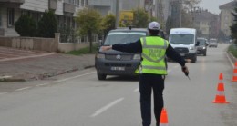 İnegöl’de araçlarda sigara uygulaması, cezası 153 TL