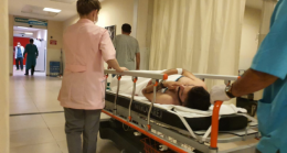 İnegöl’de bıçaklı kavga, yaralı otostopla acile geldi