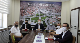 CHP’li gençler çocukların gönüllerine dokundular