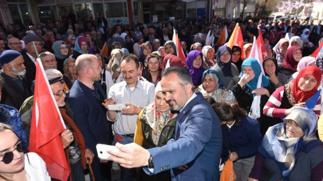 Dağ ilçeleri Bursa Büyükşehir Belediye Başkanı Aktaş’ı bağrına bastı