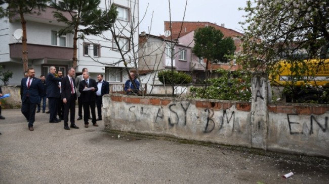 Yıkım Çalışmaları Sürüyor